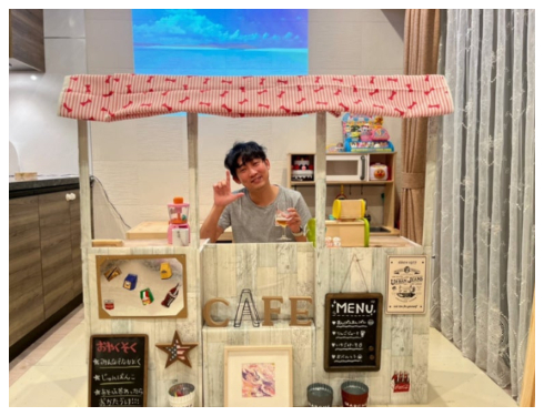 双子の娘のためにカフェを制作するノンスタイル石田明