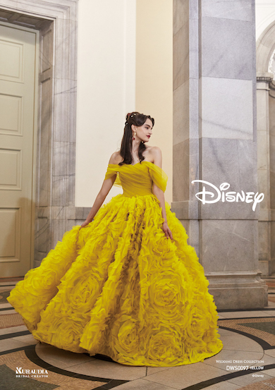 ベルのドレスの写真