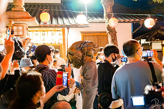 3年ぶりに開催された「京都一条百鬼夜行」がリアルすぎて最高　「本物混ざっててもバレなさそう」の声