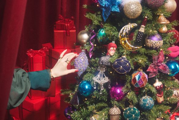 Nocturne（ノクターン）を表現したアイコニックなオーナメント