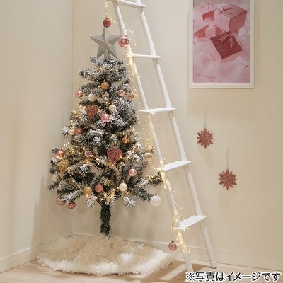 ニトリのハーフツリー