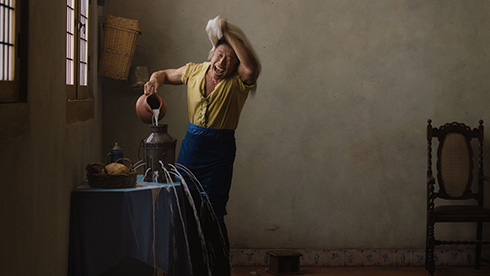 なかやまきんに君が“牛乳を注ぐ”名画を「やーーーっ！」と再現　穏やかさ皆無の圧力が一周回って名画に見えてくる