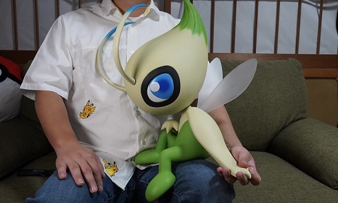 等身大「セレビィ」人形（ねんどよしりんさん）