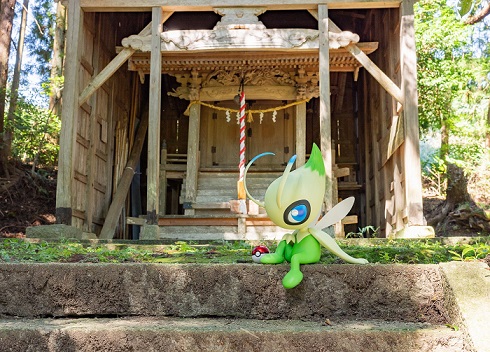 等身大「セレビィ」人形（ねんどよしりんさん）