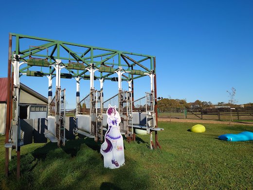 Yogiboヴェルサイユリゾートファーム タニノギムレット ウマ娘 牧場 パネル 破壊神 ギム爺