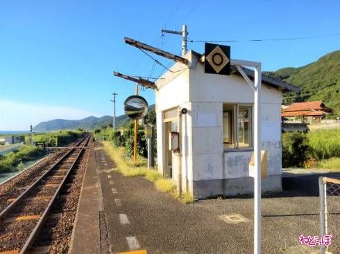 宇賀本郷駅の様子