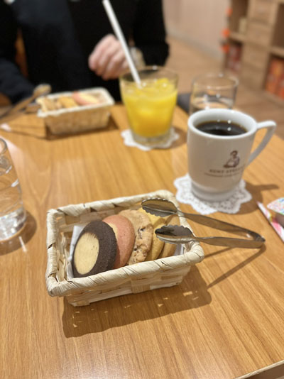 ステラおばさん