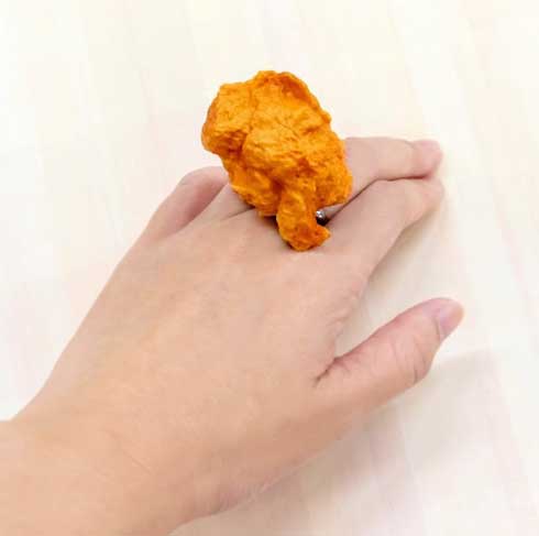 カプセルトイ からあげジューッ！エリー アクセサリー からあげ ジュエリー