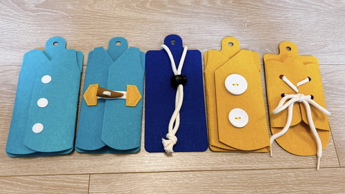 ダイソー「手先トレーニングシリーズ」