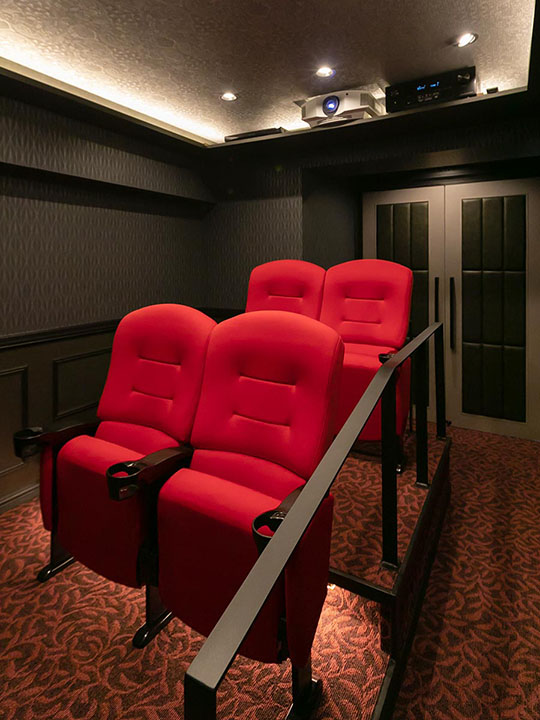 シアタールーム付きマンション「第2宏和ハイツ」が話題　管理会社のニッショーにインタビュー