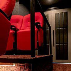 シアタールーム付きマンション「第2宏和ハイツ」が話題　管理会社のニッショーにインタビュー