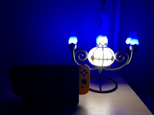 想像の609倍デカかった」 ポケモン「シャンデラ」のLEDライトを