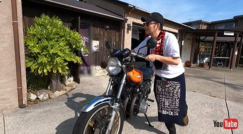 愛車を隣のガレージに移動