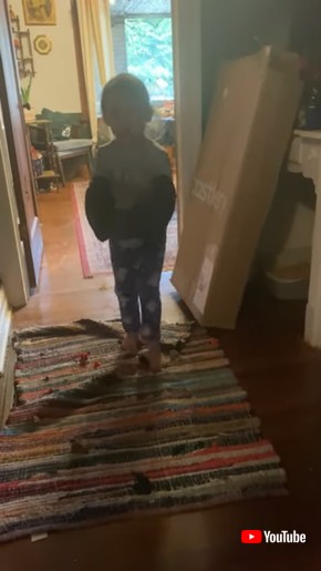 Thoughtful Kiddo Brings Coffee || ViralHog