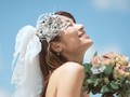 「素敵な写真ばかり」「お似合いの夫婦」　41歳になった内山理名、結婚記念日を前に吉田栄作とウエディングフォト