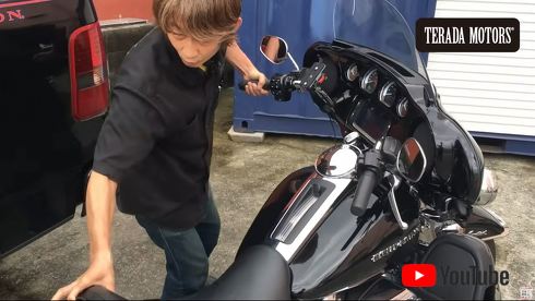 後進も、進行方向へ身体を向けて「押す」のがポイント