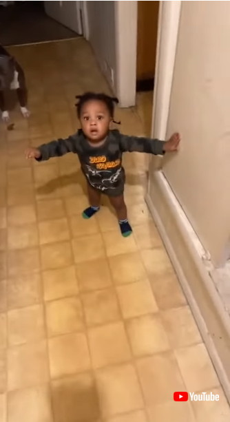 あるき始めた男の子