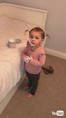 「Toddler Applies Cream All Over Herself While Mom's Away - 1374532」