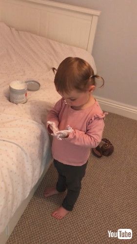 「Toddler Applies Cream All Over Herself While Mom's Away - 1374532」