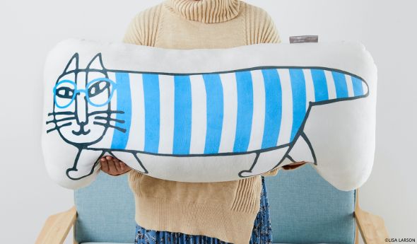 プレゼントキャンペーンでもらえる「メガネマイキーのマシュマロ抱き枕」