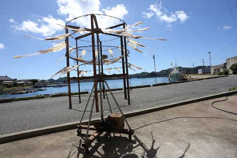 カプセルトイ 天日いか乾燥機 鍵本鐵工 長崎県 対馬