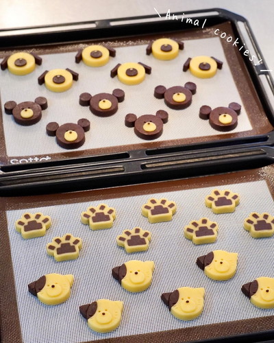 焼く前のわんにゃんクッキー