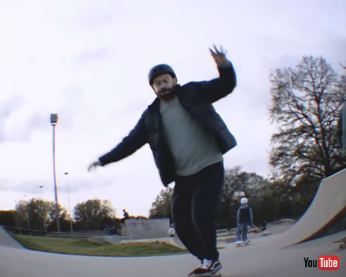 スケボー初心者の中年男性が傷だらけになってもがんばる動画が話題　努力の理由が明かされるラストにほっこり