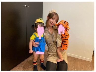 光上せあらと子どもたちの親子ショット