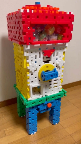 ニューブロック カプセルトイ