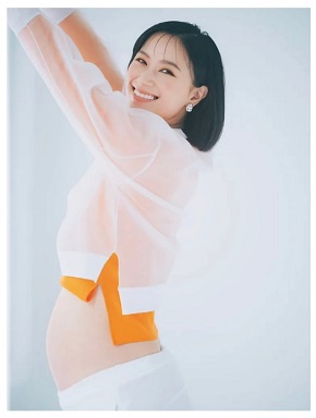 卜部弘嵩が妻・高橋ユウのマタニティフォトを投稿