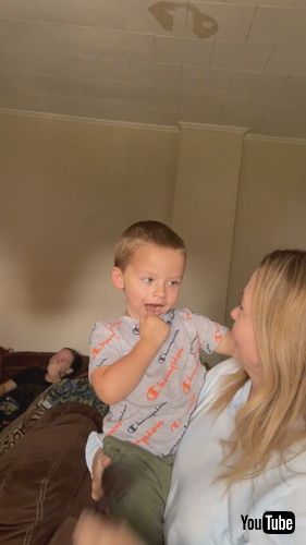 「Grandson Surprised by Grandma's Twin || ViralHog」