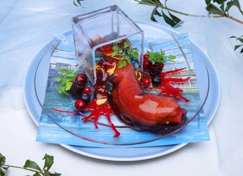 新海誠 すずめの戸締まり カフェ 新宿