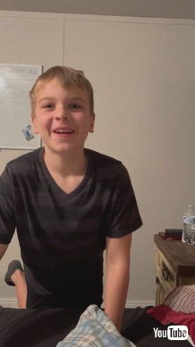 「Kid Mistake VHS Tapes for Books || ViralHog」