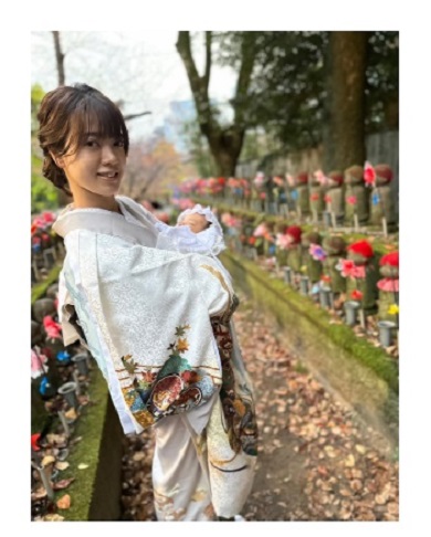 お宮参りに行ってきた才賀紀左衛門と絵莉