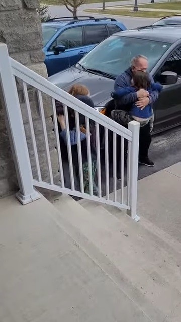 じいじとばあばのサプライズ