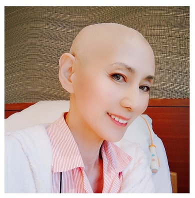 スキンヘッドにした秋野暢子