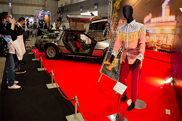 「バック・トゥ・ザ・フューチャー」デロリアン