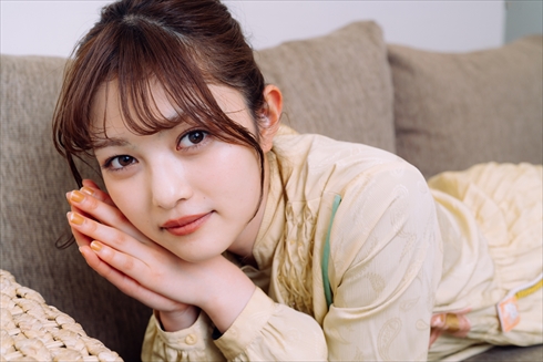 太眉を卒業した井上咲楽