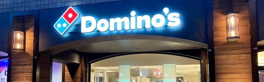 ドミノ・ピザで商品を注文したところ、配達予定時間から1時間や2時間経っても配達されなかった、という報告がSNS上で相次ぐ