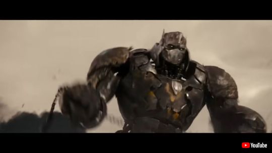 トランスフォーマー