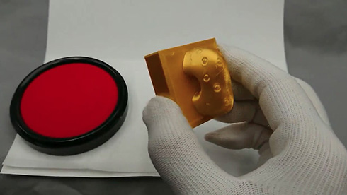 3DプリンタとQRコードで金印を現代風に再現　「数千年後の人類が発掘したら困惑」「歴史の授業で活躍しそう」
