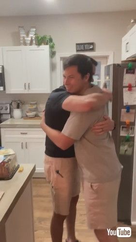 「Surprising my Parents with Their First Grandchild || ViralHog」