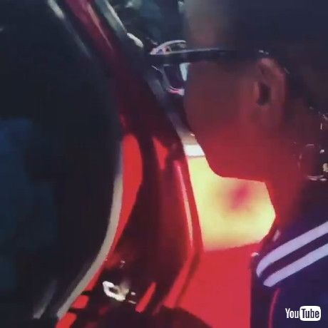 「Little Girl Gets Puppy as Surprise Gift From Dad - 1385403」