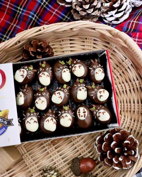 トトロ チョコ ドッキリ 市販 お菓子 デコ アレンジ アーモンドチョコレート