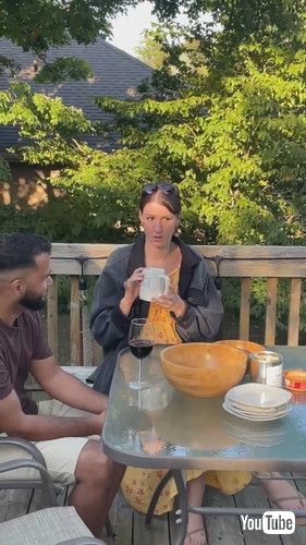 「Woman Gets Emotional After Finding Out Pregnancy News - 1384246」