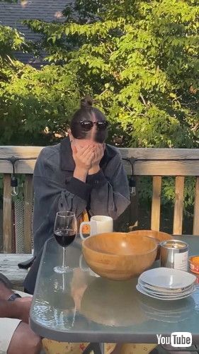 「Woman Gets Emotional After Finding Out Pregnancy News - 1384246」