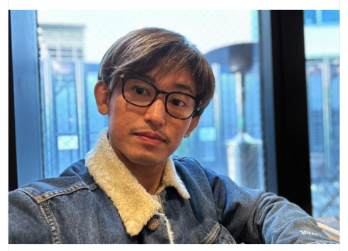 格闘家の才賀紀左衛門と事実婚パートナー絵里の息子が2カ月