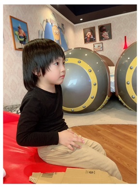 ミニオンズモチーフの部屋に移った景寅