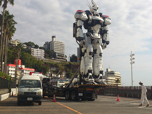 実物大AV-98イングラム