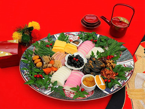 100円で買えるおせちをローソンストア100が発売　「のどぐろ蒲」「しいたけ煮」など全45品の豊富なラインアップ